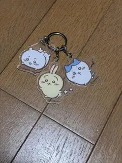 ハチワレ ちいかわ キーホルダー