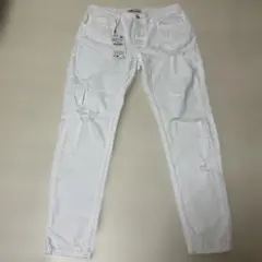 【未使用】ZARA ホワイト　ダメージデニム