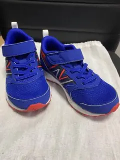 ニューバランス　フレッシュフォーム650 キッズスニーカー　17センチ