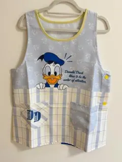 【新品未使用】 ドナルドダック　キャラクターエプロン 保育士 介護士