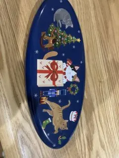 KALDI クリスマス ネコ オーバル缶