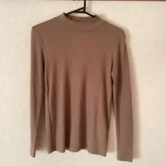 UNIQLO ハイネック セーター M