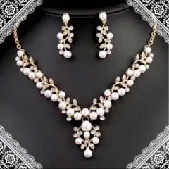 パールラインストーンネックレス&ラインストーンイヤリングビジューネックレスピアス