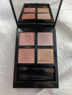 アディクション ザ アイシャドウパレット +002　Cashmere Dream