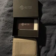【美品・箱あり】NEESE（ニーズ）フラグメントケース カードケース＆小銭入れ