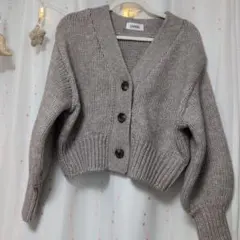【美品】SNIDEL グレー ボタン付きカーディガン