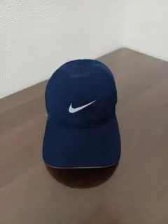 Nike ネイビー スポーツキャップ帽子