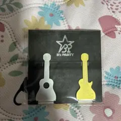 B'z party 会員継続特典(ギター型クリップ　2種)のサムネイル