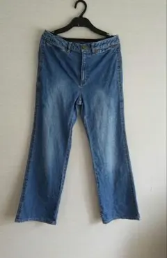 デニムパンツ☆デニム☆おしゃれ☆大人気☆送料込み☆送料無料☆