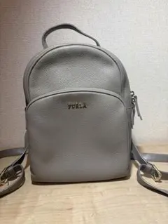 FURLA レザー リュックサック グレーのサムネイル