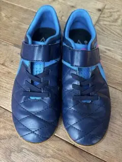 Umbro フットサルシューズ ネイビー/ブルー/ピンク 20センチ