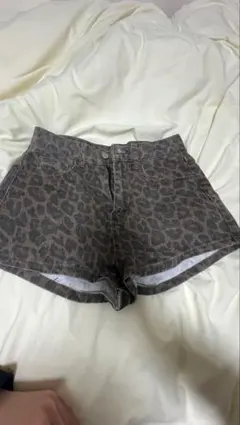 ヒョウ柄デニムショートパンツ y2k ギャル