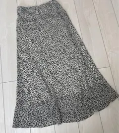 ヒョウ柄ロングスカート