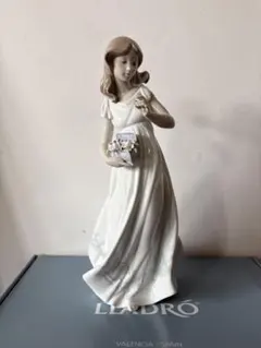 リヤドロ LLADRO (献花) 世界 3000体限定！超特価！ - メルカリ