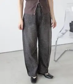【AMELY】 ラインストーン カーブデニムパンツ