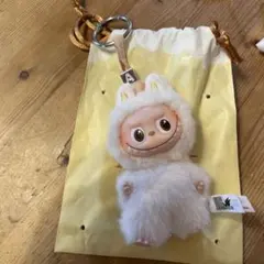 正規品 ラブブ LABUBU イニシャル【H】pin for love 白 - メルカリ