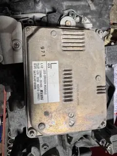 日野グランドプロフィア用中古バラスト 日野 グランドプロフィア 純正 ヘッドライト HID バラスト 中古