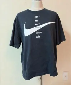 Nike カジュアル Tシャツ L黒のサムネイル