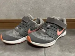 ナイキ　グレー✖︎ピンク　キッズスニーカー