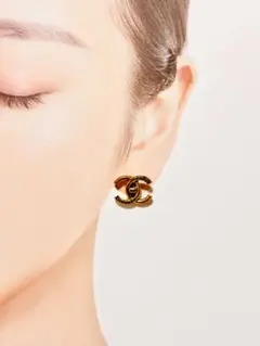 CC ゴールド ロゴピアス