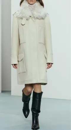 今季最終値下げ【新品】ZARA、ロングコート、ファー襟取外可、大きめなLサイズ