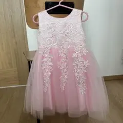 ピンク 刺繍入り フォーマルドレス