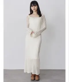 murua クロシェニットワンピース