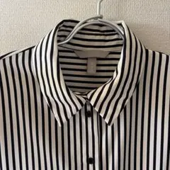 H&M ストライプ 長袖シャツ ブラック×ホワイトのサムネイル