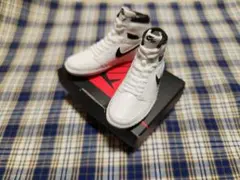 ナイキ　エアジョーダン　ガチャ　メタリックブラック