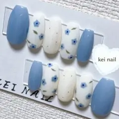 〔23〕 【オーダーネイルチップ】　淡色　淡い　水色　青　花柄　花　春　春ネイル