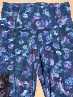 ヨガウェア lululemon Asia Fit レギンス 花柄 L ヨガウェア lululemon Asia Fit レギンス 花柄 L - メルカリ