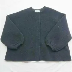 Item thumbnail for item b4e2cc8d-e5d3-4f65-876a-d0e3cb48456b