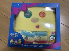 ミニオン⭐︎フード付きポンチョと靴下(^^)