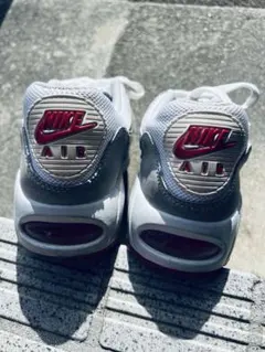 Nike Air Max ホワイト/グレー/レッド スニーカー