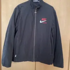 お値下げ！4400円→3300円　　NIKE ブラック ジャケット Lサイズ
