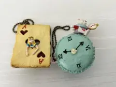 アリス　キーホルダー　クッキー　マカロン