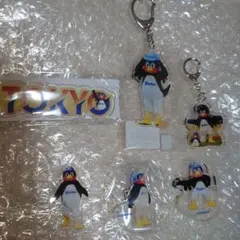 【新品未使用】ヤクルトスワローズ アクリルキーホルダー、ゆらゆらつば九郎セット