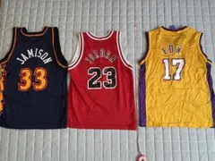 NBAユニ（ウォリアーズ、ブルズ、レイカーズ）　チャンピオン4枚セット　キッズ