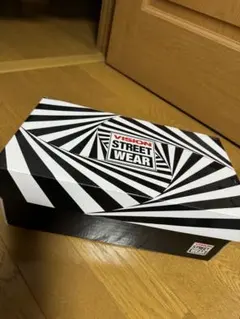 VISIONスニーカー 27.0