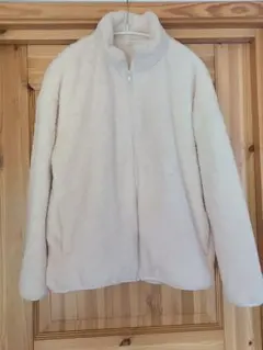 Q*Q様 UNIQLOフリース ジャケット クリームホワイト色
