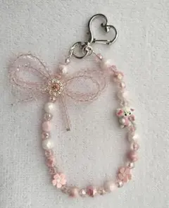 【ハンドメイド】ピンク系ガラスビーズのストラップームースモチーフ
