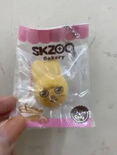 ⭐︎ stray kids SKZOO ベーカリーチャーム トゥエッキ ⭐︎のサムネイル