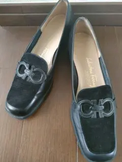 Salvatore Ferragamo ブラック ローファー