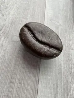 コーヒー豆の形の置物 ダークブラウン
