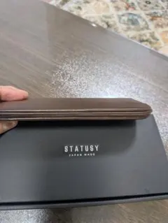 新品✨STATUSY ステータシー ロングウォレット シボ革 グレー L字