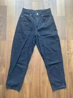 ※新品【H&M】ハイウェストルーズマムフィットデニム ブラック EUR36サイズ