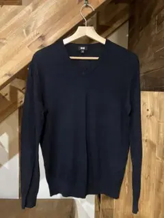 UNIQLO ユニクロ Vネックニット ネイビー Mサイズ