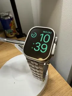 Apple Watch Ultra 第一世代　チタニウム