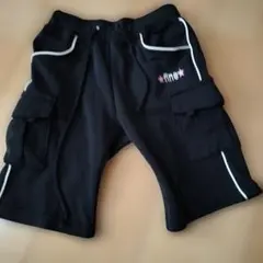 黒ジャージハーフパンツ