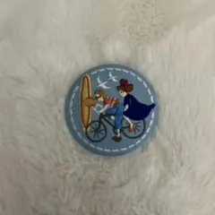 ジブリ　刺繍缶バッジ　魔女の宅急便